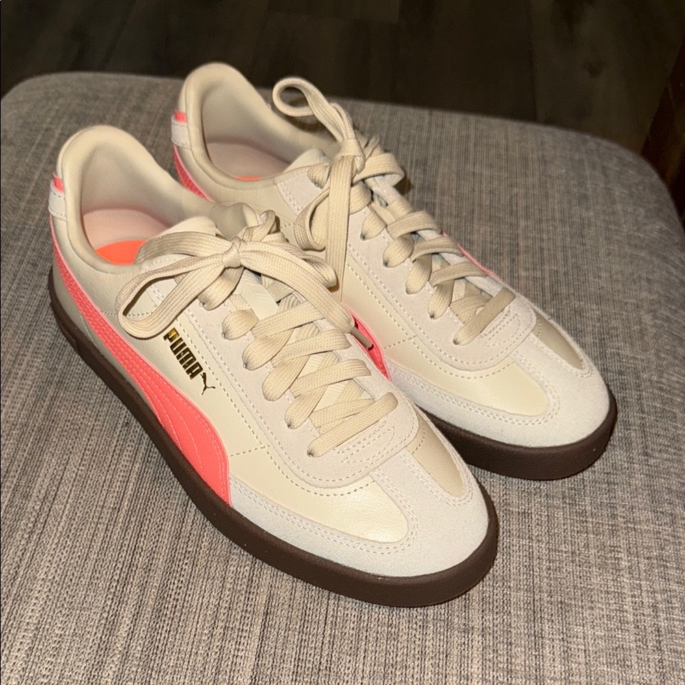 Puma-Club Era II Sneaker- Beige/Coral Pink - Women’s Size 8.5